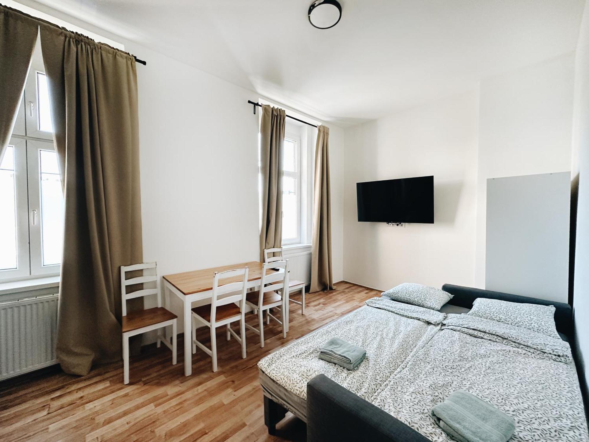 Crimson Charm Apartment Prague